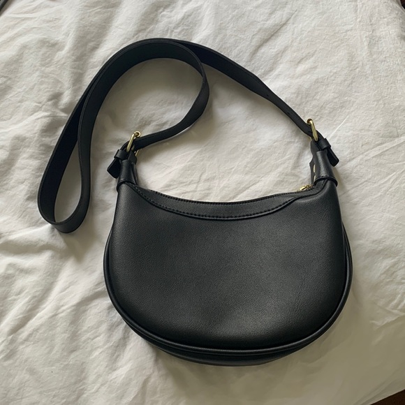 Small crossbody/shoulder bag in black - Picture 1 of 3